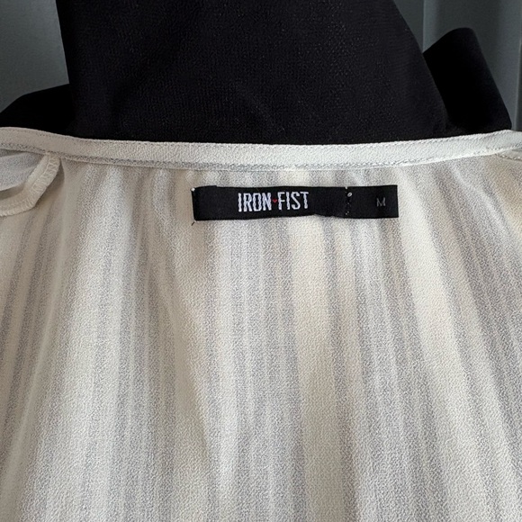 Women’s Iron Fist blouse - Picture 4 of 4